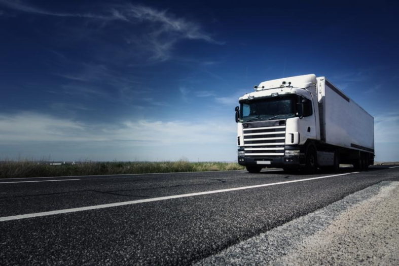 What are the Key Benefits of Using Land Transport Companies for Your Business?